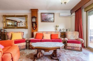 Piso en venta en Pajaritos - Plaza de Toros en Granada