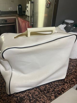 Máquina de coser Alfa 1004