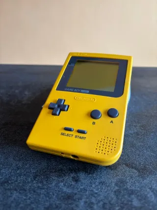 Nintendo Game Boy Pocket Amarilla