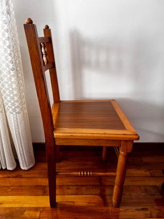 4 Sillas Roble Macizo Estilo Clásico. Nuevas