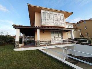 Casa adosada en venta en Valdoviño