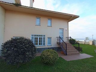 Casa adosada en venta en Valdoviño