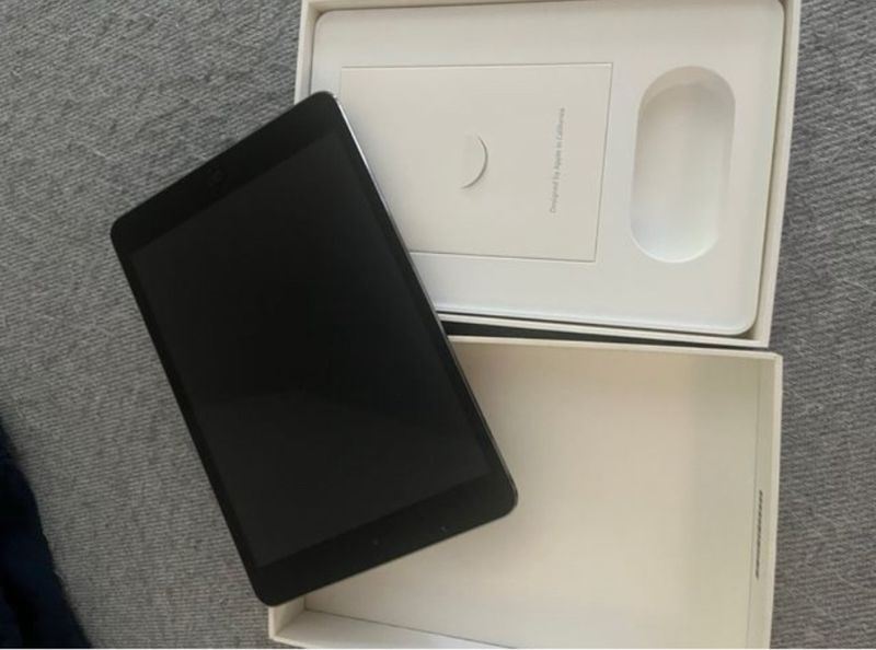 iPad Mini 1ª Gen A1432 16GB WiFi Plata