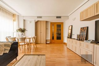 Dúplex en venta en Las Tablas en Madrid