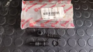 Piñon 14, Kit reparación freno trasero KTM 125 exc