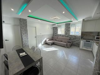 Piso en venta en La Torre en Valencia