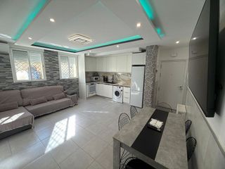 Piso en venta en La Torre en Valencia