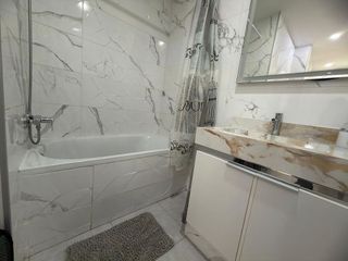 Piso en venta en La Torre en Valencia