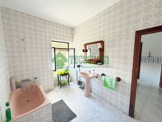 Casa adosada en venta en Jimena de la Frontera