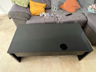 Mesa de centro elevable negra con cristal