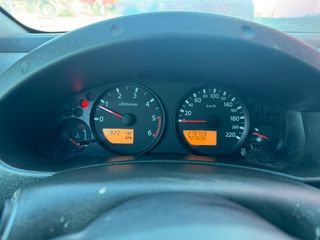 Nissan Navara con equipo de agua