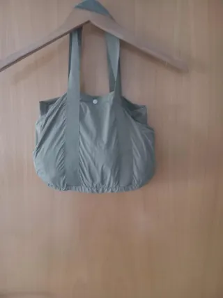 Chaqueta Zara ligera verde Talla S