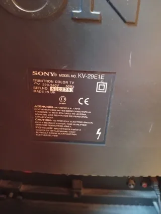 Televisor Sony Trinitron Antiguo. Con mueble