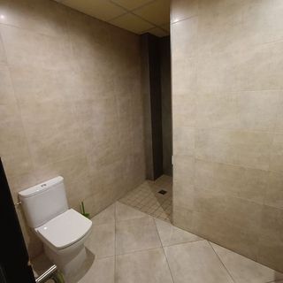 Local comercial en alquiler en Instituts - Universitat en Lleida