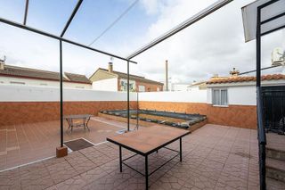 Casa pareada en venta en Zubia (La)