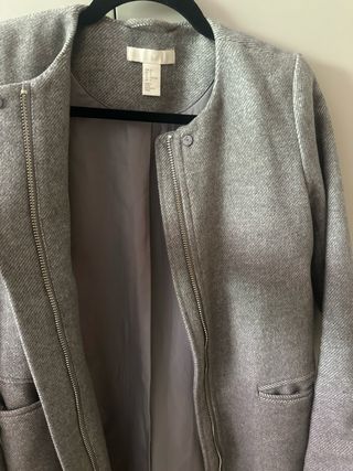 Abrigo/Saco largo H&M gris