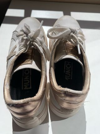 Munich Blancas y Doradas Talla 37