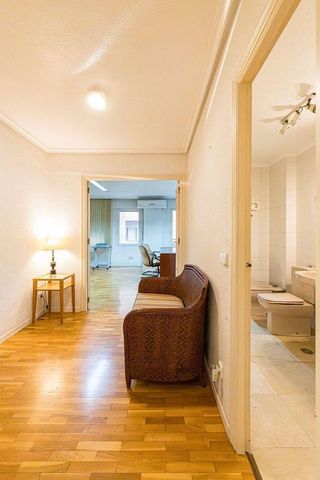 Oficina en alquiler en Centro en Murcia