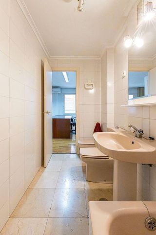 Oficina en alquiler en Centro en Murcia