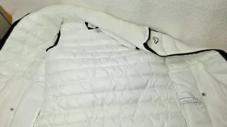 Chaleco Hollister acolchado blanco T.XS