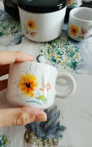 Set caffè con decoro floreale