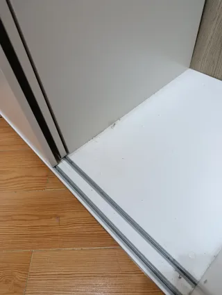 Armario con espejo dos puertas