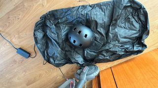 Patinete Eléctrico Xiaomi M365 con 210 km + casco