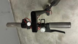 Patinete Eléctrico Xiaomi M365 con 210 km + casco