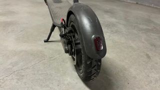 Patinete Eléctrico Xiaomi M365 con 210 km + casco