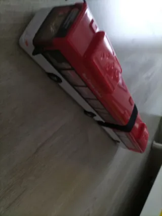 Lote de autobuses de juguete