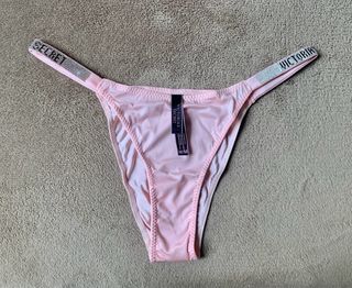 Conjunto Victoria's Secret Rosa claro