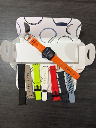 Apple Watch Series 9 con 7 correas