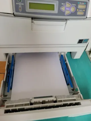 Impresora Láser OKI C5650 Blanca impresión color