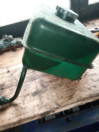 Depósito aceite