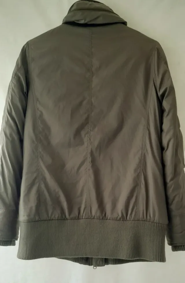 Chaqueta pull&bear verde oliva