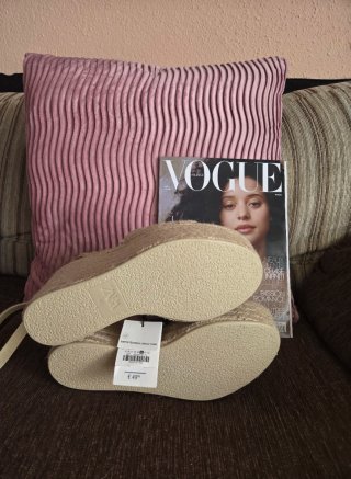 Sandalias cuña yute Zara
