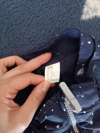 Mono nieve bebé H&M 6-9 meses