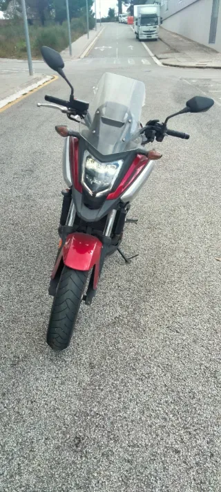 Honda NC750X DCT ABS Roja 2017 67466kms