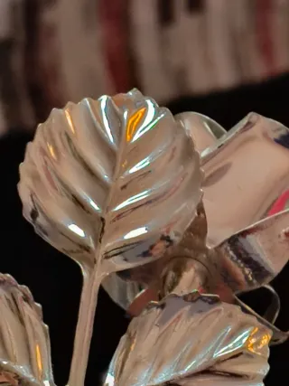 Rosa de plata decorativa