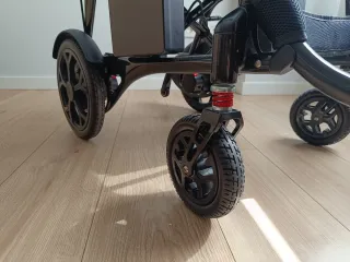 Silla de ruedas eléctrica Kmina Pro ligera NUEVA