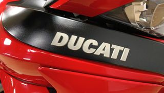 Ducati Multistrada 1260S Roja y Negra