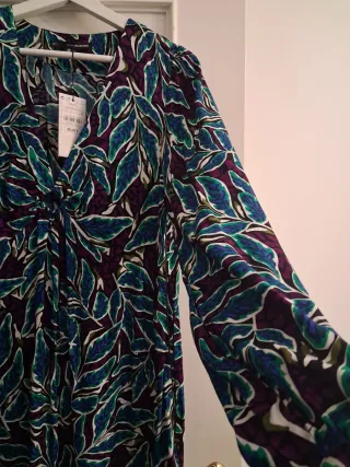 Vestido estampado hojas