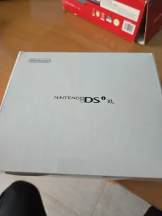 Nintendo DS XL Roja+ SuperMario