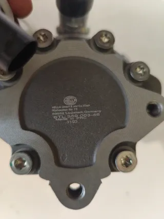 Bomba Dirección HELLA 8TL 359 003-461