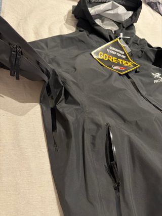Chaqueta Arc'teryx Gore-Tex Negra