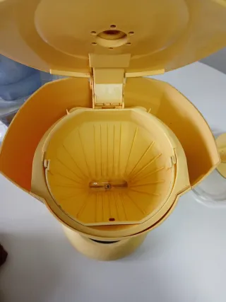 Cafetera Vintage Solac Optima Amarilla