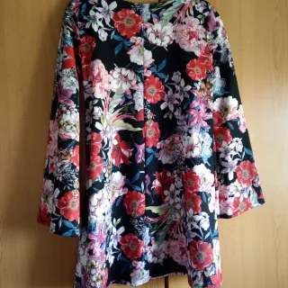 Vestido estampado floral manga larga nuevo