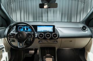 Mercedes-Benz GLA 180 2022