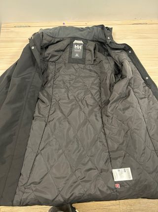 Chubasquero Helly Hansen Aden Mujer Negro