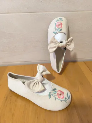 Bailarinas Beige Flores Talla 40